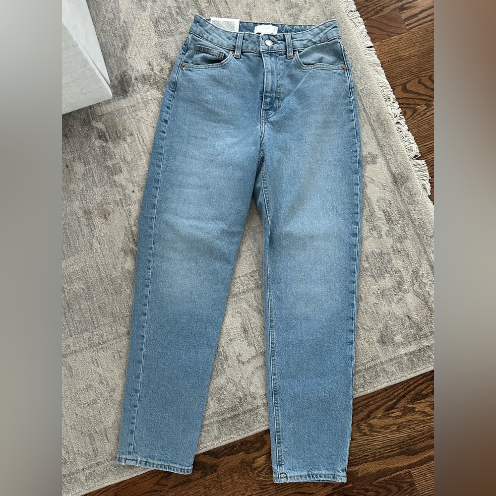 H&M High Waist Mom Jeans Size 4